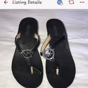 Women’s sandals size 9